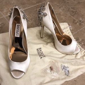 Badgley Mischka Karolina Embellished Peep Toe Pump